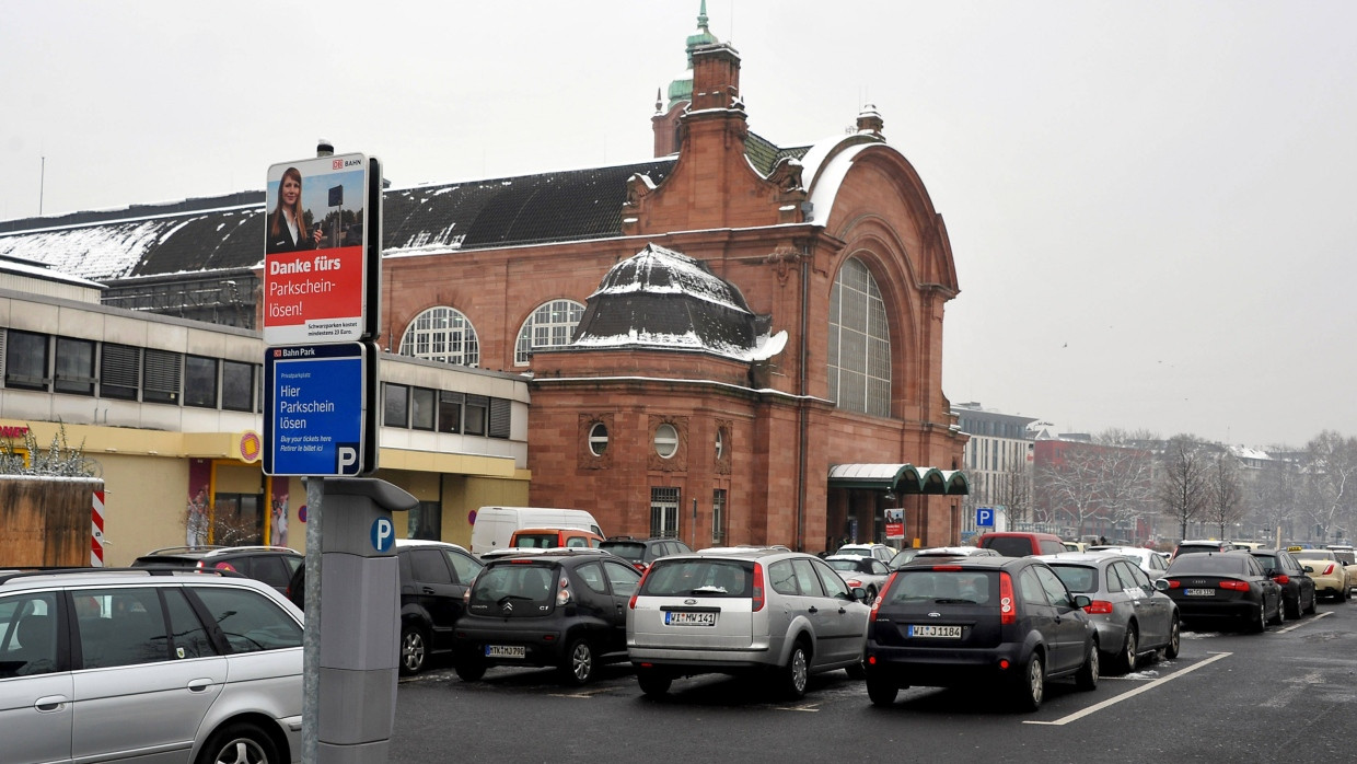 Was Kostet 1 Stunde Parken In Den Quellen Wiesbaden www.faz.net