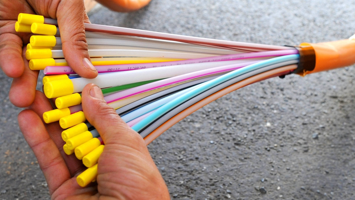 Lichtgeschwindigkeit: Glasfaserkabel ermöglichen hohe Raten der Datenübertragung.