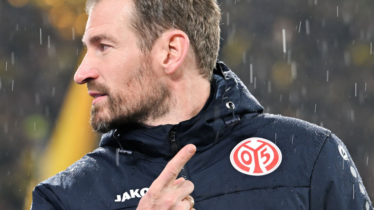 Jan Mainzer Mainz 05: Bleibt Jan Siewert Trainer nach 1:1 bei Borussia Dortmund?