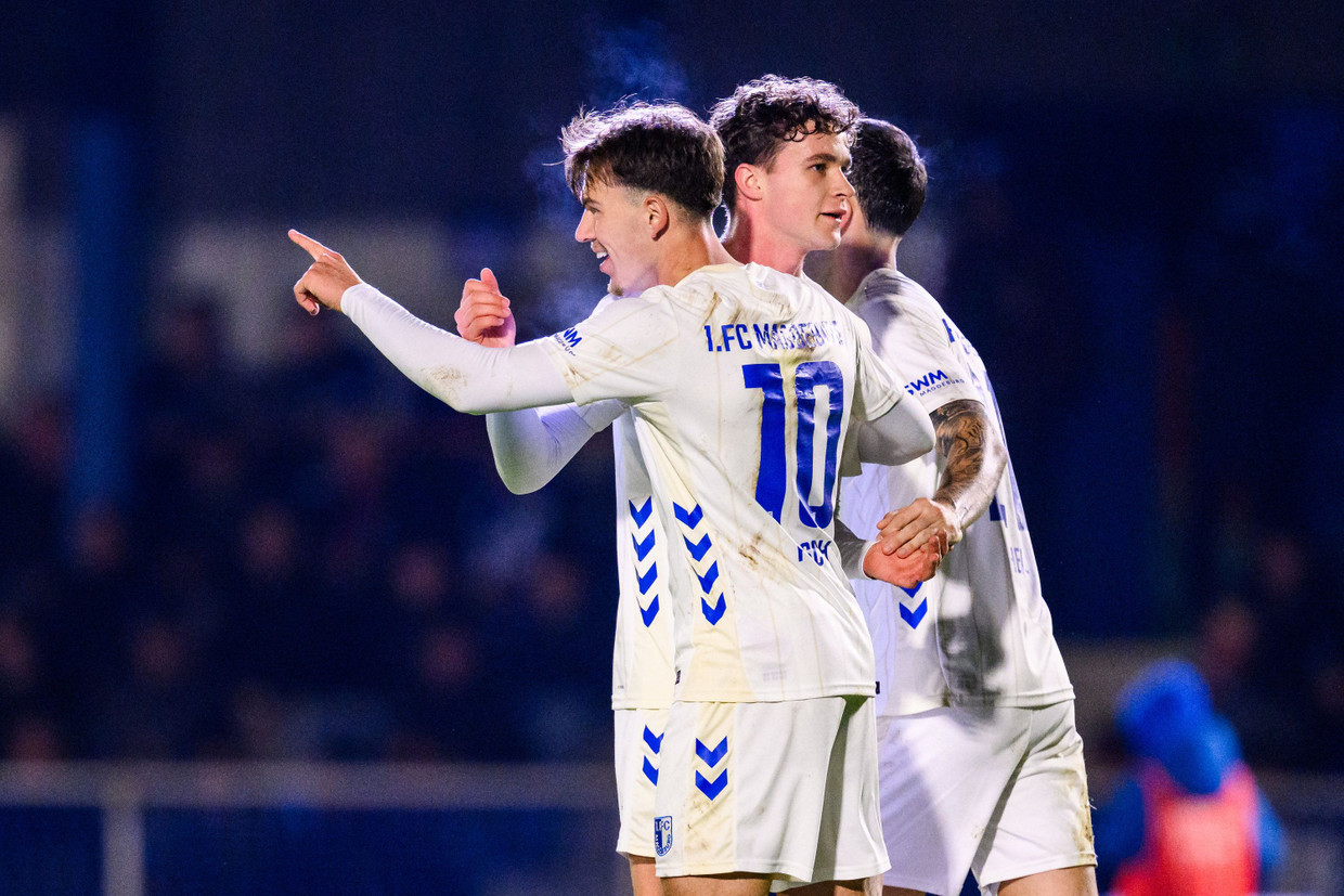 Der 1. FC Magdeburg setzt sich in Illertissen durch