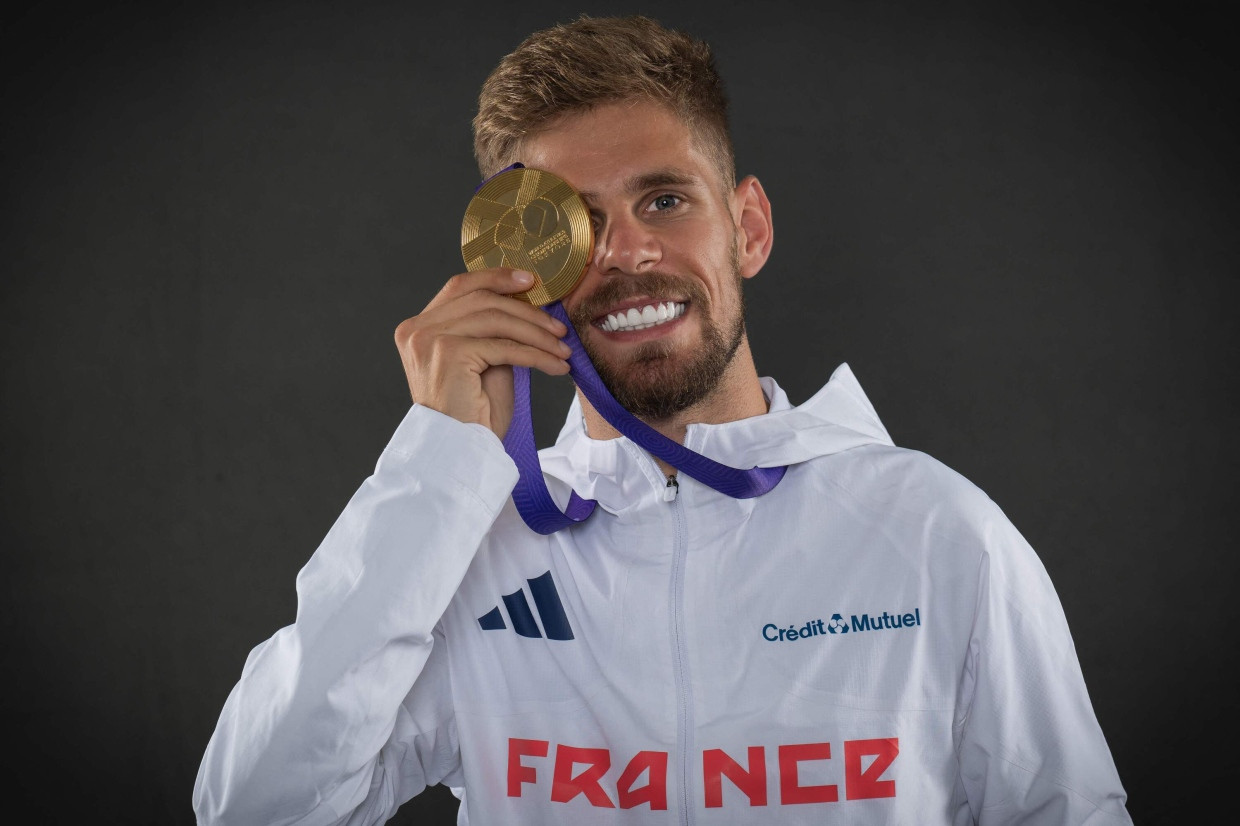 El francés rápido: Jimmy Gressier gana los 10.000 metros