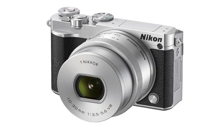 Nikon 1 J5 Systemkamera im Test - Kleines bisschen retro