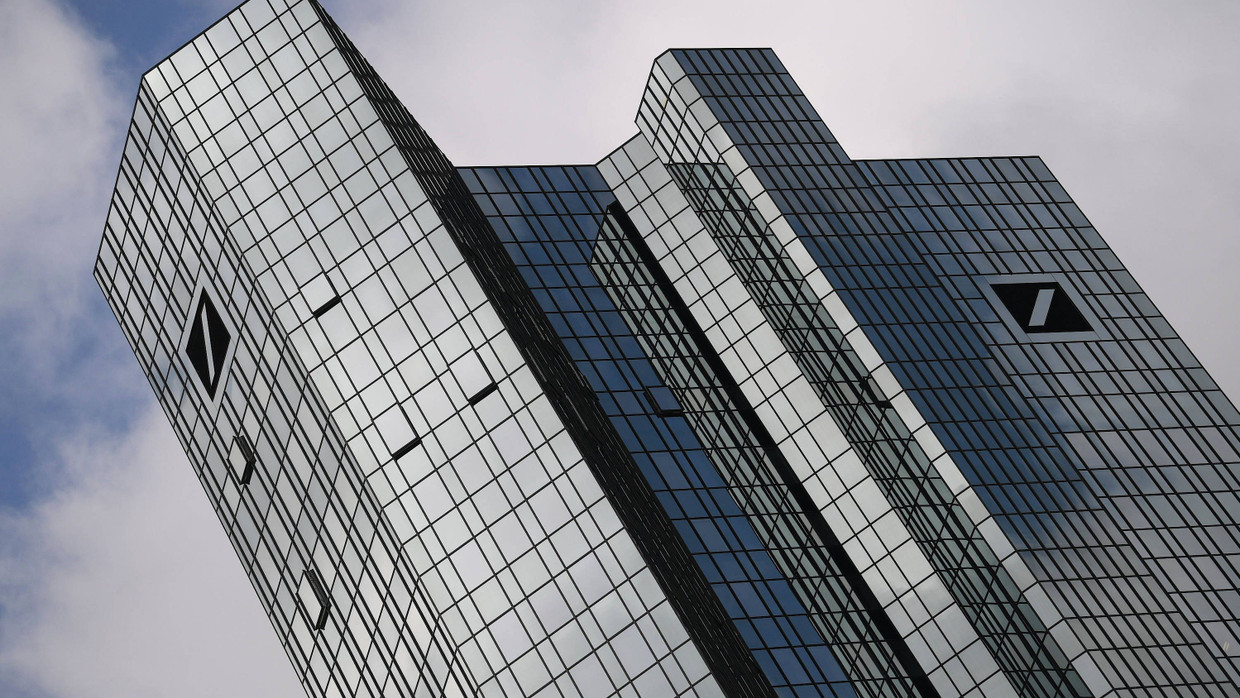 Ist die Deutsche Bank an der Börse gerade günstig bewertet? Ist die Deutsche Bank an der Börse gerade günstig bewertet?