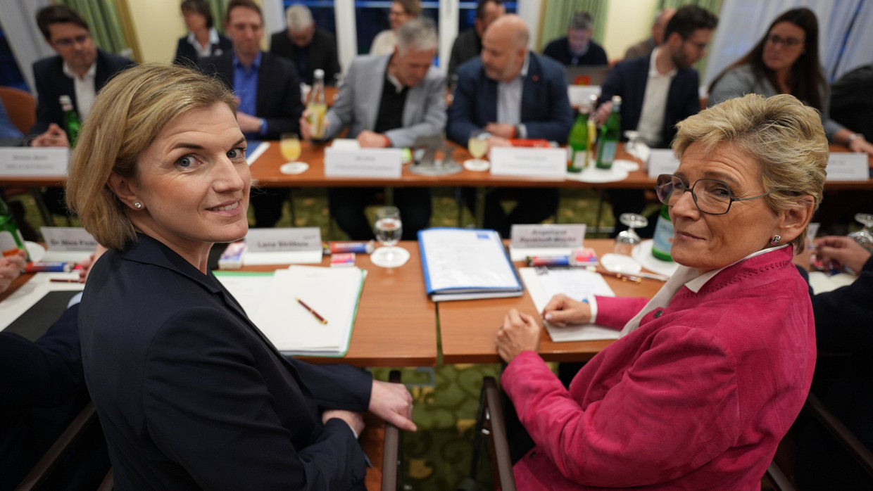 Zwei, die in Frage kommen: Lena Ströbele (links) Angelique Renkhoff-Mücke (rechts)