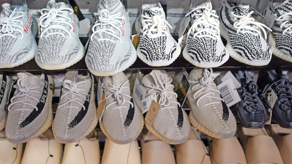 Lohnt Es Sich Yeezys Zu Kaufen Adidas kündigt weitere Yeezy-Verkaufsaktionen an