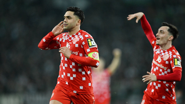 Mainzer im Mittelpunkt: Nadiem Amiri (l.) kehrt zurück zum Nationalteam