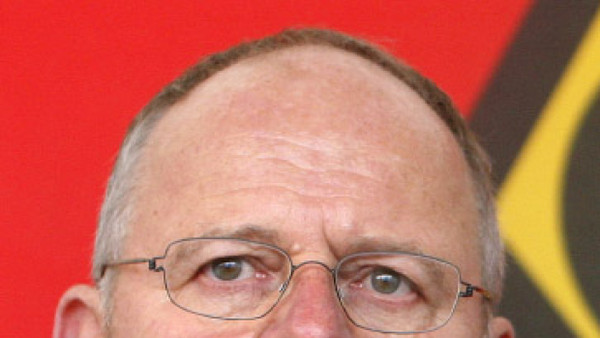 Opel-Betriebsratsvorsitzender Klaus Franz: erwartet Unternehmensplan und Finanzierungskonzept